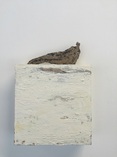 Acryl, Marmormehl mit Eisenfigur auf Holzkasten, 27x20x6cm (HxBxT), 2016