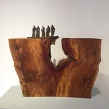 Eisenfigurengruppe auf Holz (Birne), 54x48x7cm (HxBxT), 2017